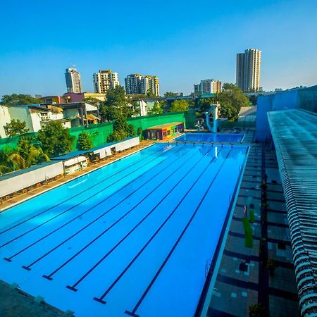 The Thane Club Exterior foto
